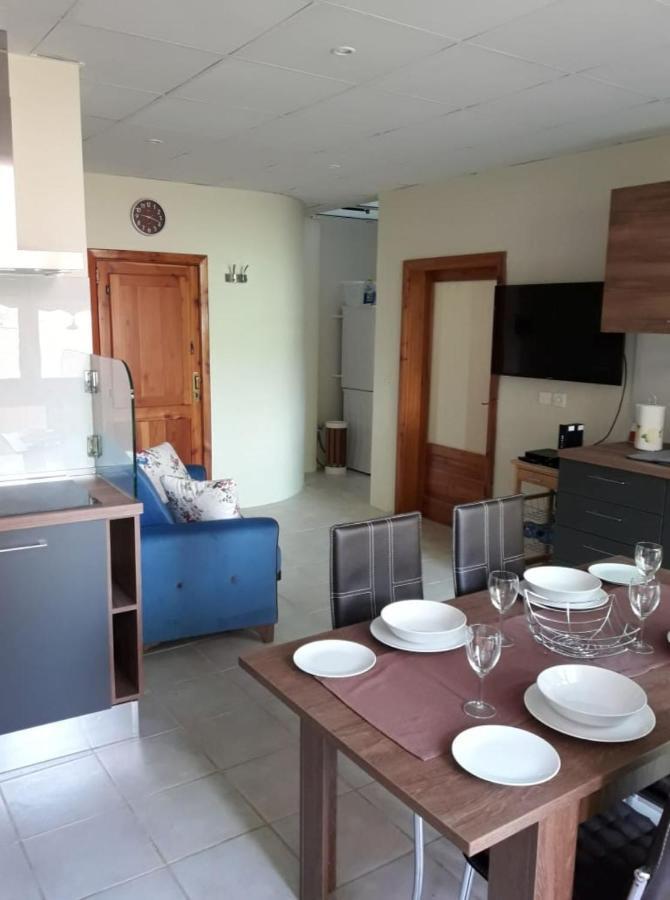 85 Palma Living Apartment Victoria Bagian luar foto